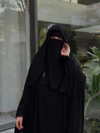 طقم العفة — Sitraa - مصغرة 3